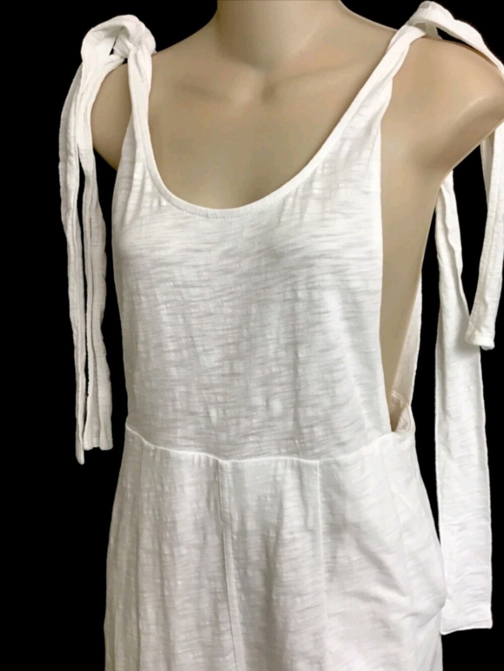 Leallo Jumper White Tie-Shoulder Jumpsuit
